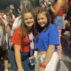 Meet your Posher, Julia